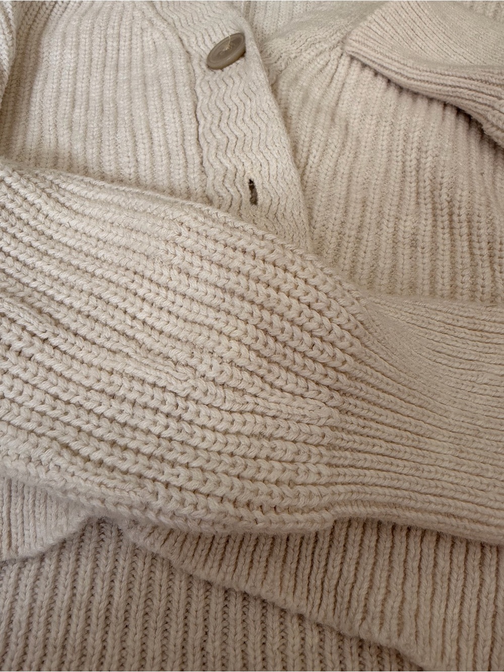 aerie Cropped V-Neck Button Cardigan - Cream - Picture 3 of 5
